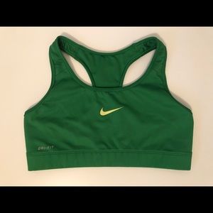 Nike Pro Classic Mid-Impact Swoosh Sports Bra